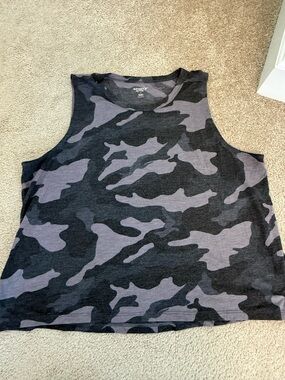 Old Navy Active Camouflage Tank - Black & Gray